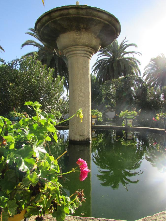 Hotel La Giralda Burguillos Del Cerro Luaran gambar